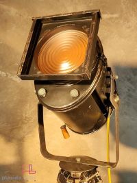 Spotlight da cinema vintage Cremer Paris con lente di Fresnel, anni '50 – miniatura 16