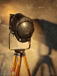 Spotlight da cinema vintage Cremer Paris con lente di Fresnel, anni '50 – miniatura 2