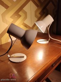 Piccole lampada da tavolo, per piccoli angoli luminosi – miniatura 1