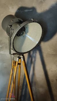 Lampada con treppiede vintage originale, faro grigio, Polonia anni '80 – miniatura 7
