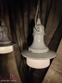 Lampada a sospensione vintage originale con vetro opalino, Verona anni '50 – miniatura 5