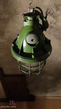 Lampada a sospensione vintage originale con griglia verde, URSS anni '70 – miniatura 8