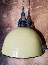Lampada industriale di dimensione XXL con smalto originale verde chiaro e bianco all'interno – miniatura 6