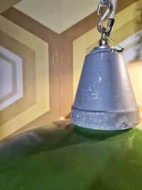 Lampade industriali provenienti dalla Bulgaria, produzione anni 70 – miniatura 9