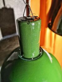 Lampada industriale anni'60 - Colore verde brillante e bianco all'interno – miniatura 12