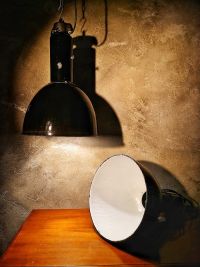 Original vintage black Bauhaus pendant light, cast iron top, 1960s – thumbnail 3