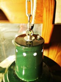 Lampada industriale con splendida boule in vetro opalino. – miniatura 17