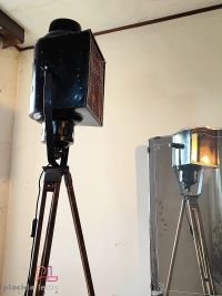 Faro da teatro vintage originale nero, parabola smaltata bianca, Bulgaria – miniatura 9
