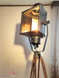 Faro da teatro vintage originale nero, parabola smaltata bianca, Bulgaria – miniatura 10