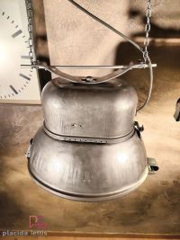Lampada a sospensione vintage originale a mezzo uovo, Polonia anni '70 – miniatura 10