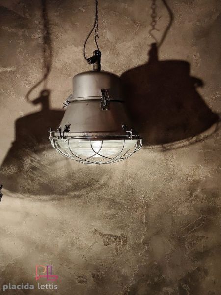 Lampada a sospensione vintage originale argento, vetro curvo e griglia