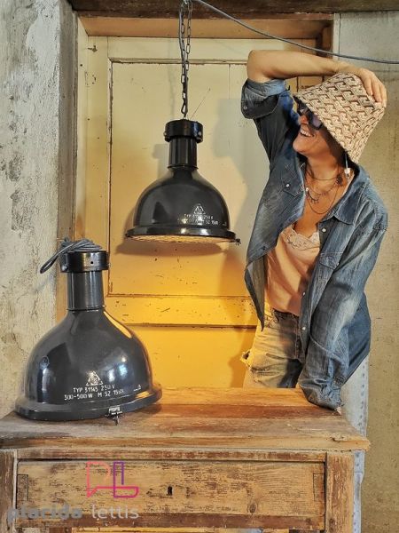 Lampada a sospensione vintage originale blu-grigia con griglia, anni '50