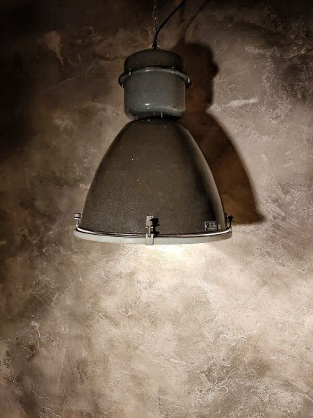 Lampada a sospensione vintage nera con vetro, Cecoslovacchia anni '80