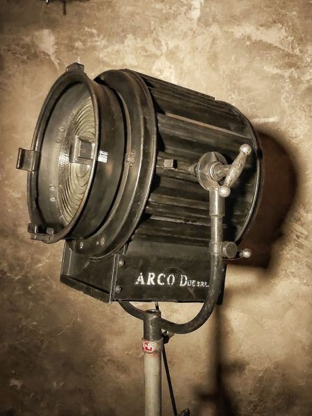 Spotlight da cinema vintage originale con lente di Fresnel, Cinecittà Roma
