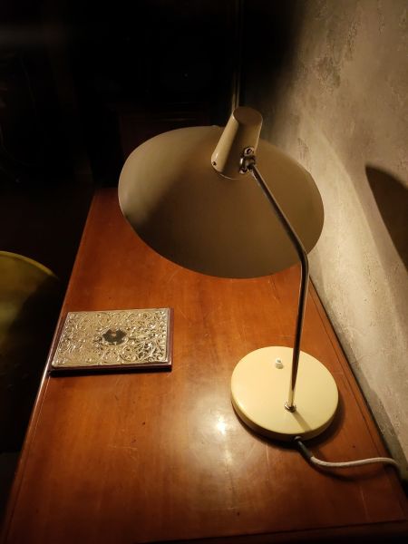 Lampada industriale da scrivania elegante