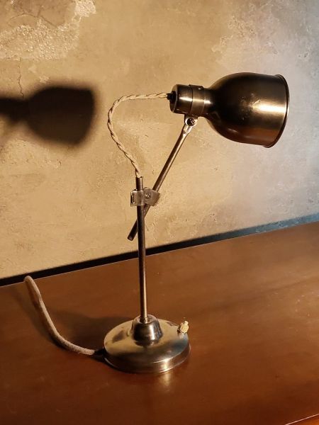 Lampada industriale da scrivania anni 60, prodotta in Bulgaria