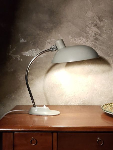 Lampada da scrivania vintage originale grigia a snodo, Ungheria anni '60