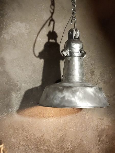 Lampada a sospensione vintage originale da lampione, Padova anni '60