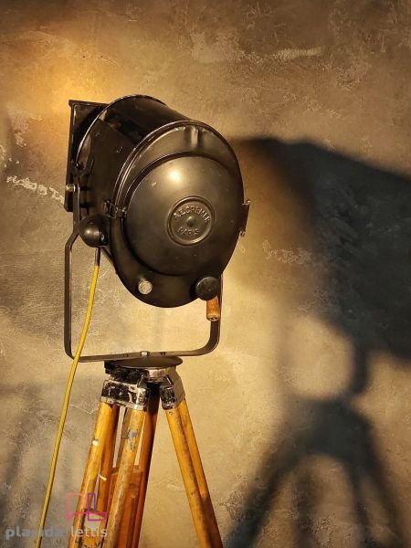 Spotlight da cinema vintage Cremer Paris con lente di Fresnel, anni '50
