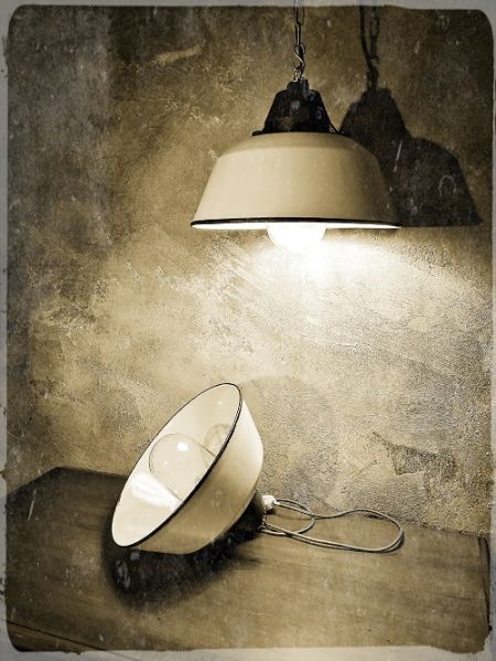 Lampada a sospensione vintage originale WAS-FEM bianca, Ungheria anni '60