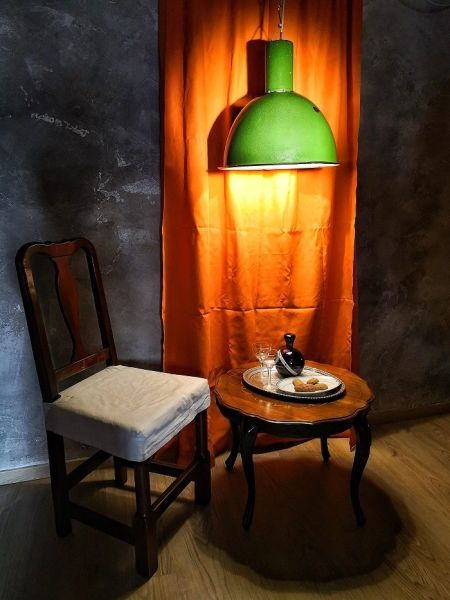 Lampada industriale anni'60 - Colore verde brillante e bianco all'interno