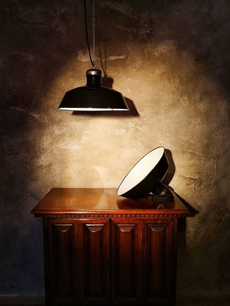 Lampada a sospensione vintage originale nero lucido, Polonia anni '50